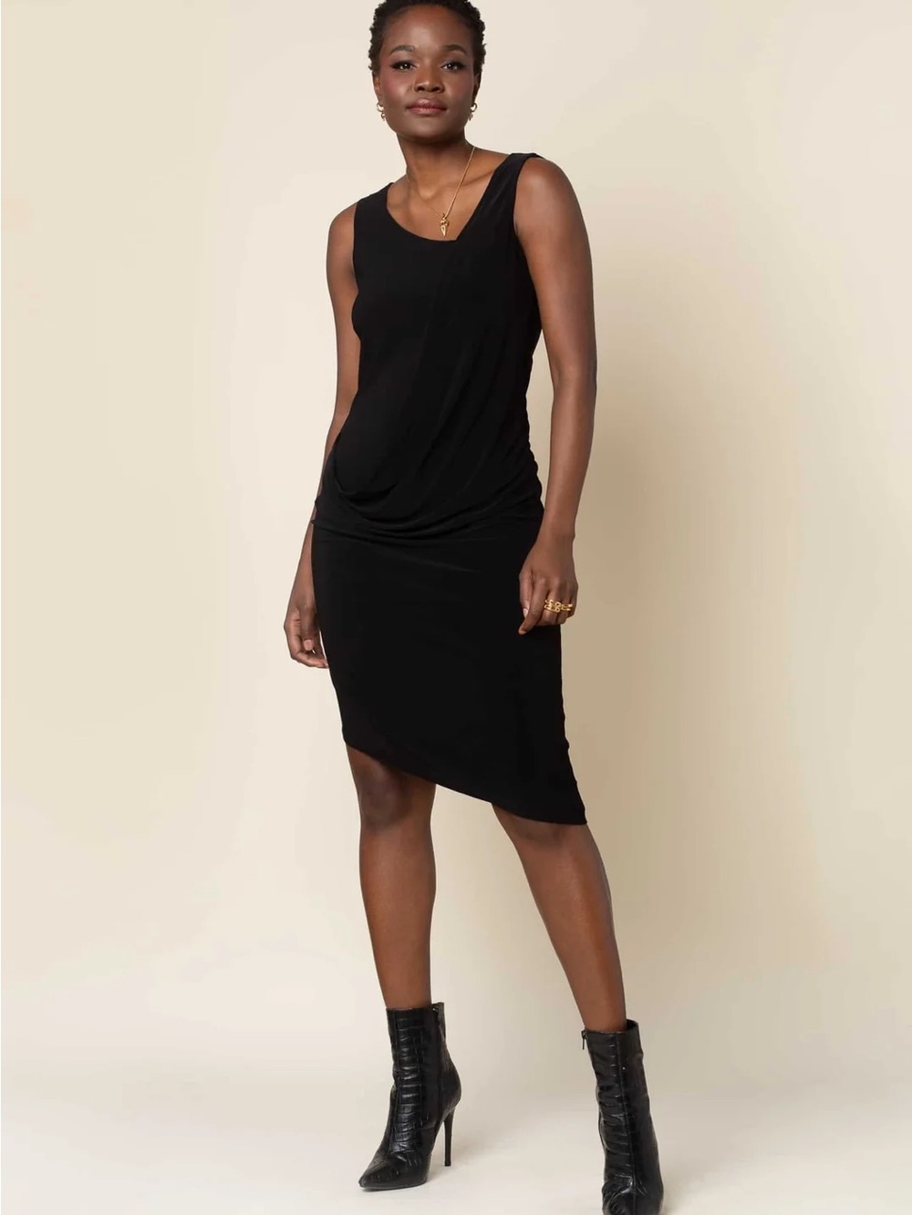Black Sleeveless Vici Dress - Women